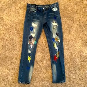 Stylish and Trendy Jeans (Eitwo)